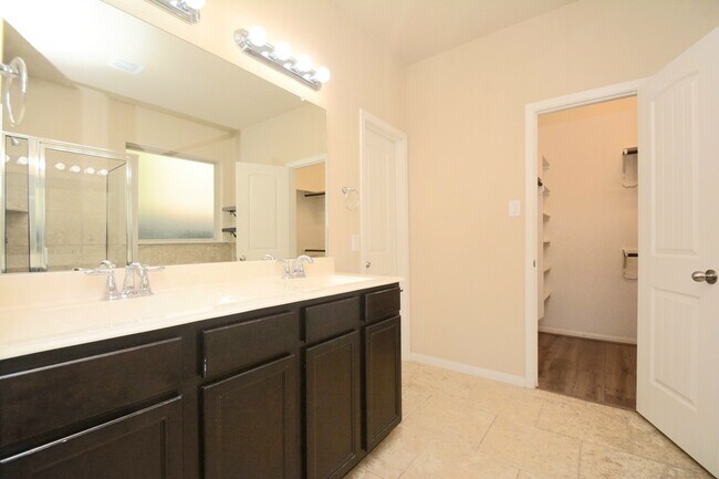 Building Photo - 7418 Durango Creek Dr
