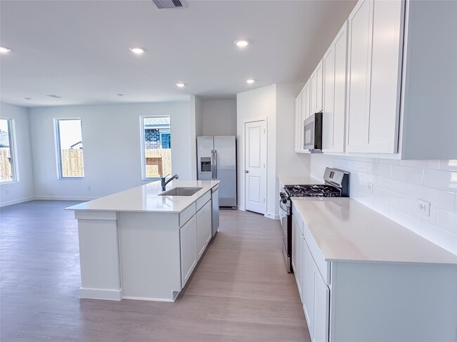 Building Photo - 28606 Bluebonnet Grotto Dr