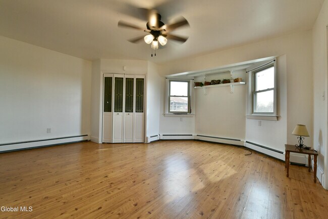 Building Photo - 467 Co Rd 75