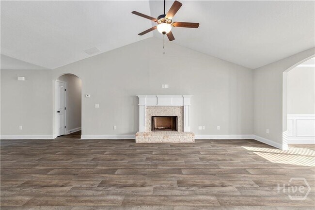 Building Photo - 2164 Savannah Dr