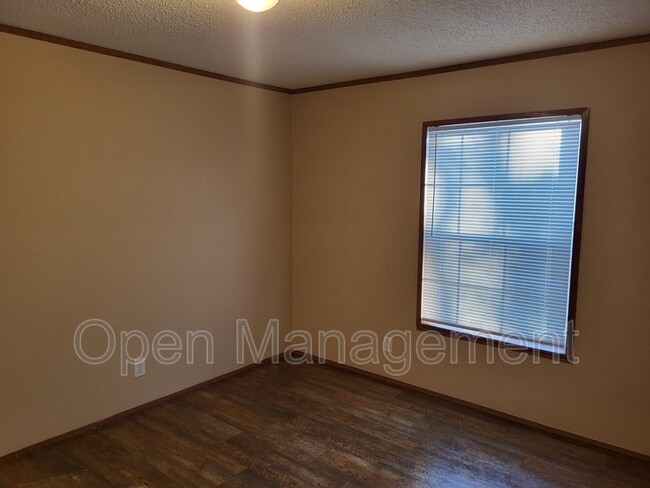 Building Photo - 3416 Kramers Ln