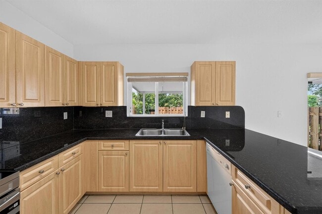 Building Photo - 5732 SW 162nd Pass