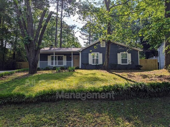 Building Photo - 4340 Bradley Dr SW