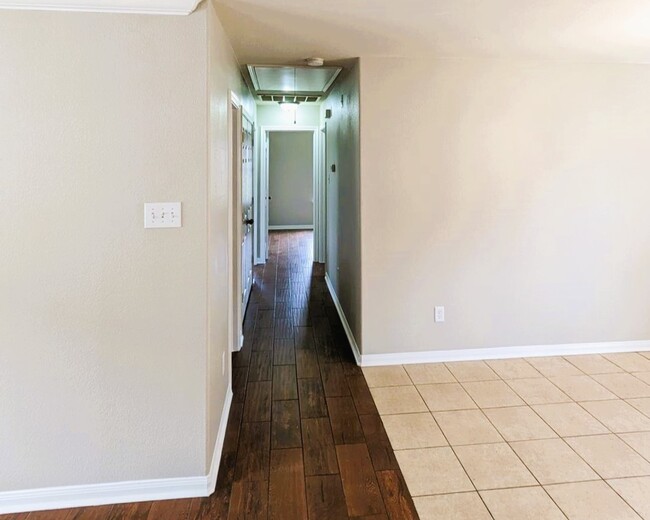Building Photo - 6242 El Granate Dr