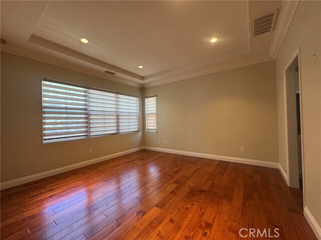 Building Photo - 25 Loquat
