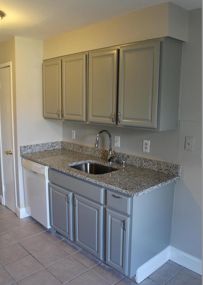 Building Photo - 106 Duvall Ln