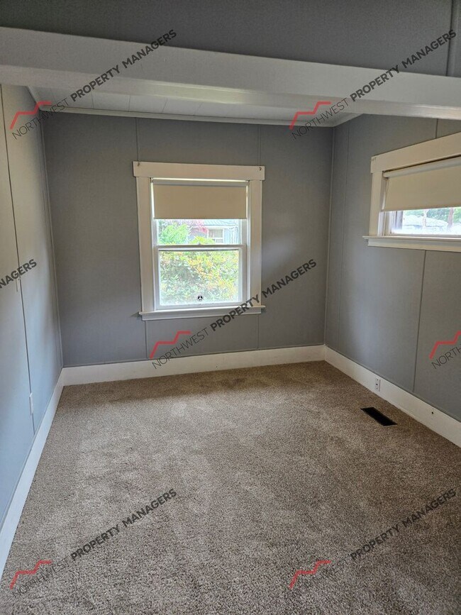 Building Photo - STATUS: AVAILABLE | R337 | $1795