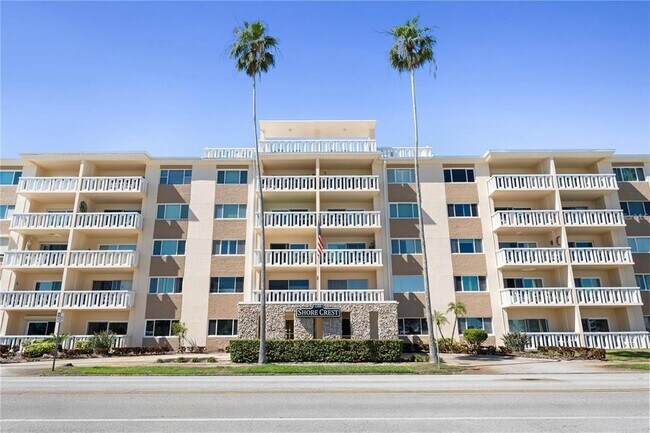 Building Photo - 1200 N Shore Dr NE