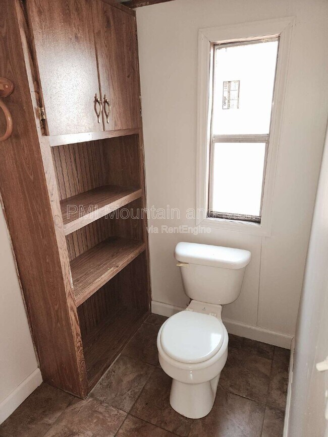 Building Photo - 36 Misty Mountain Way