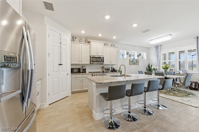 Building Photo - 28076 Seasons Tide Ave