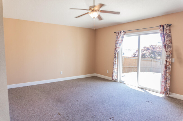 Living Room - 5609 Shooting Star Ct