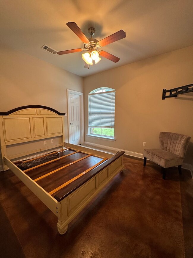 Building Photo - 3BD2BA House for Lease in Ponchatoula - Ma...