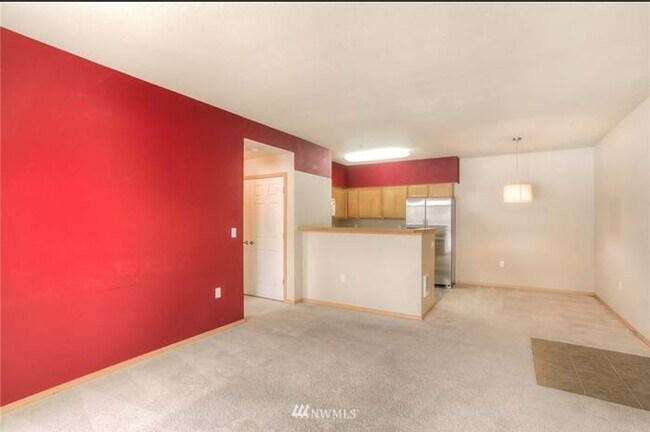 Building Photo - 10109 186th St E