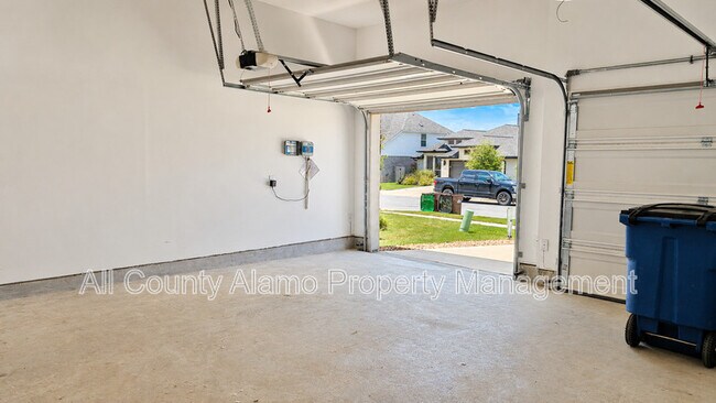Building Photo - 335 Alpine Lks