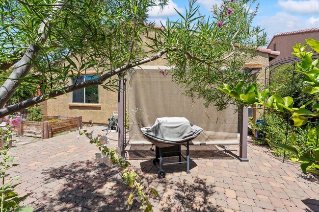 Building Photo - 8623 N Western Juniper Terrace