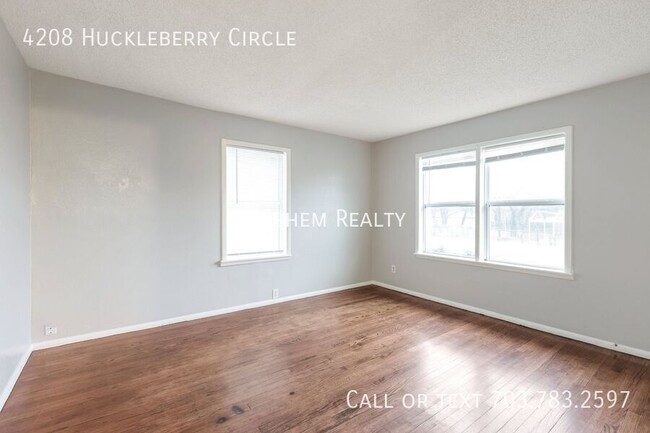 Building Photo - 4208 Huckleberry Cir