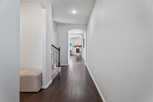 Building Photo - 99 Pioneer Canyon Pl