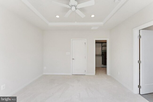 Building Photo - 4689 Charger Pl