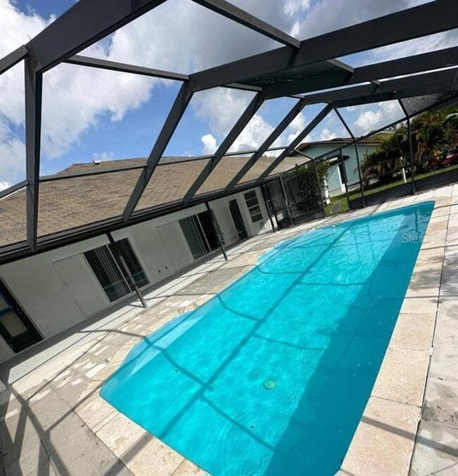 Building Photo - 25892 Aysen Dr