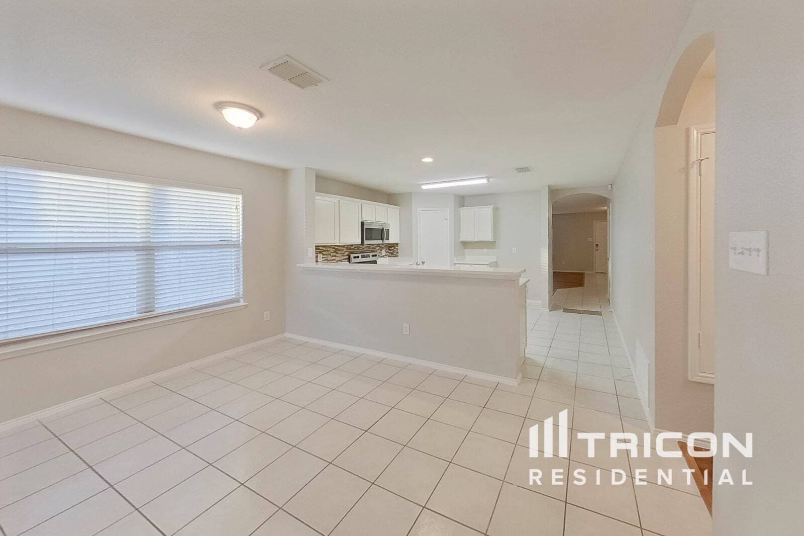 Building Photo - 3018 High Gate Dr