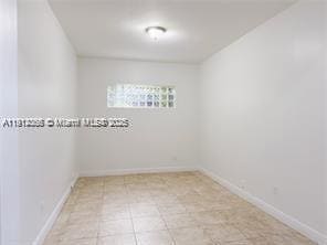 Building Photo - 1621 Diplomat Dr