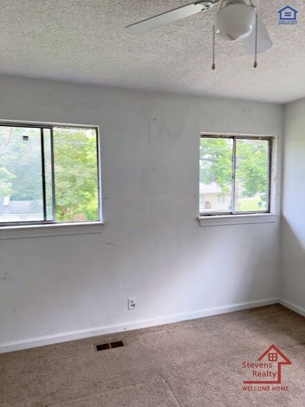 Building Photo - 409 Donaldson Rd