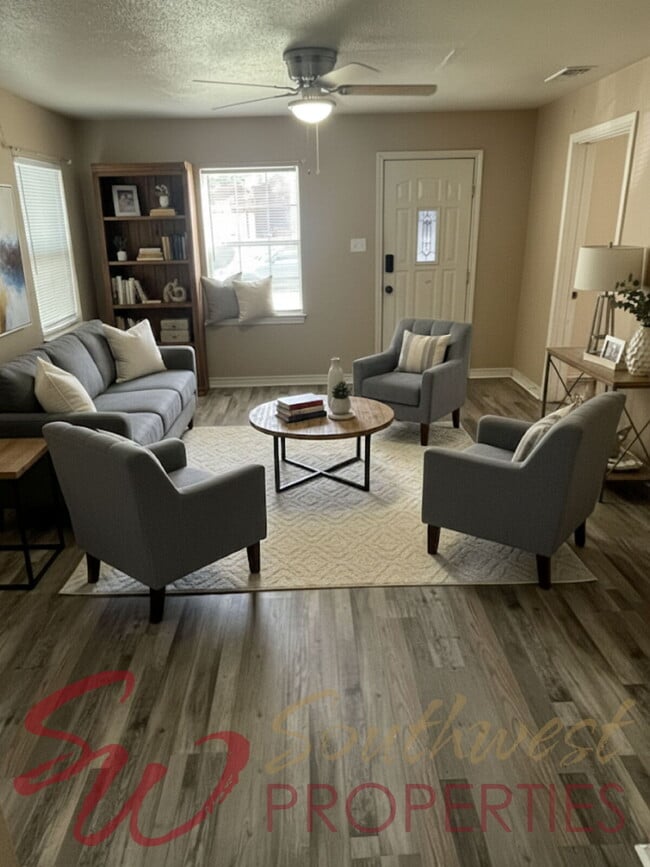 Building Photo - Charming 3 Bed, 1 Bath Home