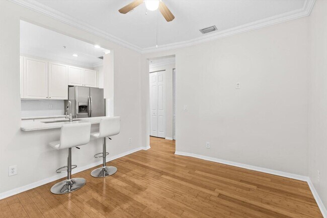 Building Photo - 1460 Corbison Point Pl