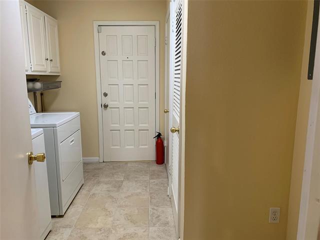 Building Photo - 6949 Helsem Way