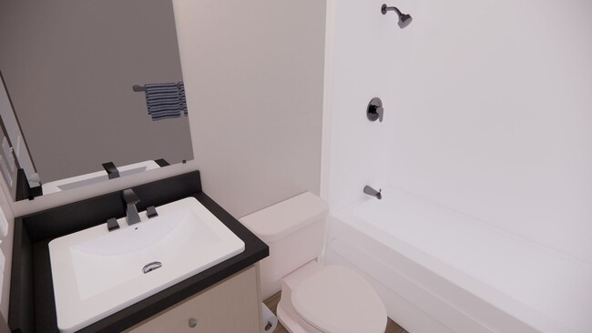 Building Photo - 5148 Champagne Dr