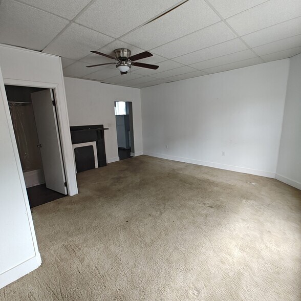 Building Photo - 509 S Main St