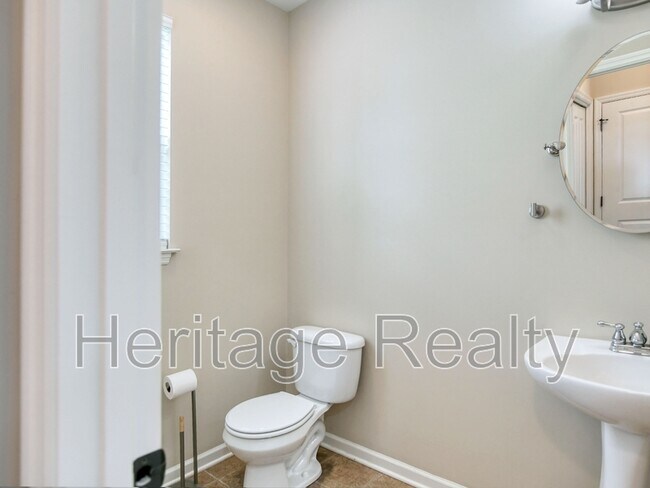Building Photo - 10728 Gable Run Dr