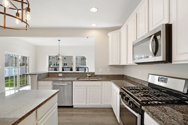 Building Photo - 30 Jeanette Ct