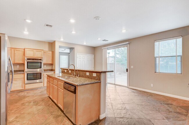 Building Photo - 1st MONTH FREE! Lone Mountain Heights Luxu...