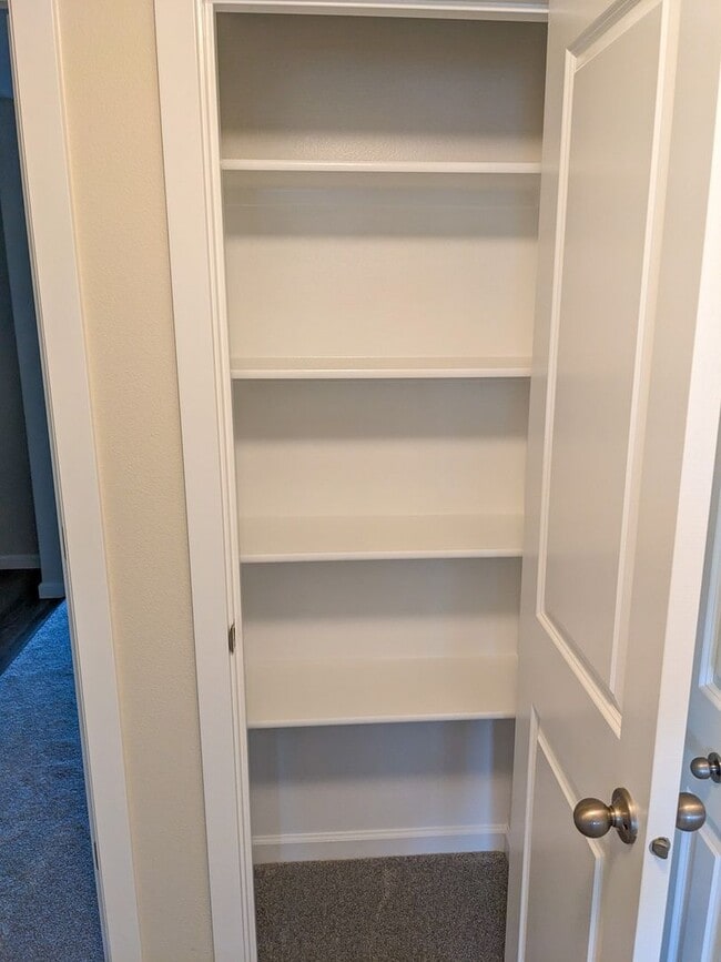 Building Photo - 1871 SE Mulberry Ave