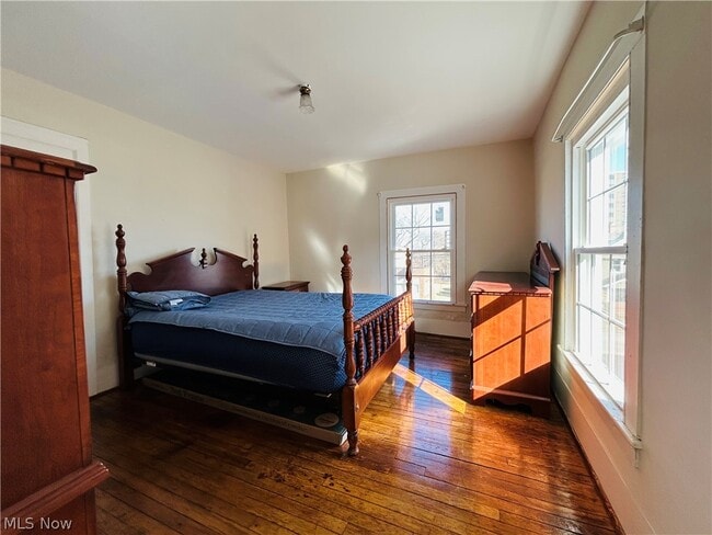 Building Photo - 1828 4th St