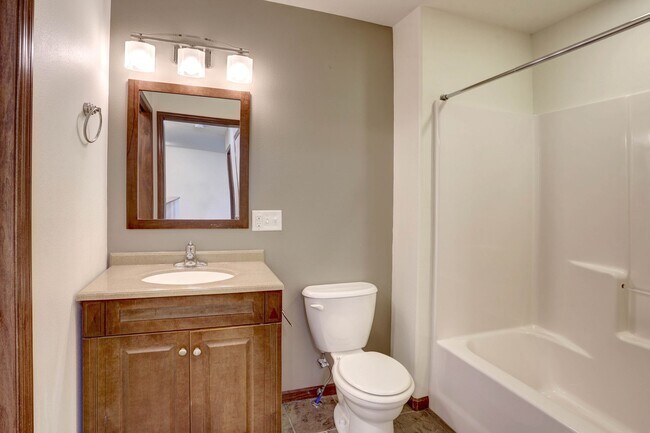 Building Photo - 101 Partridge Path