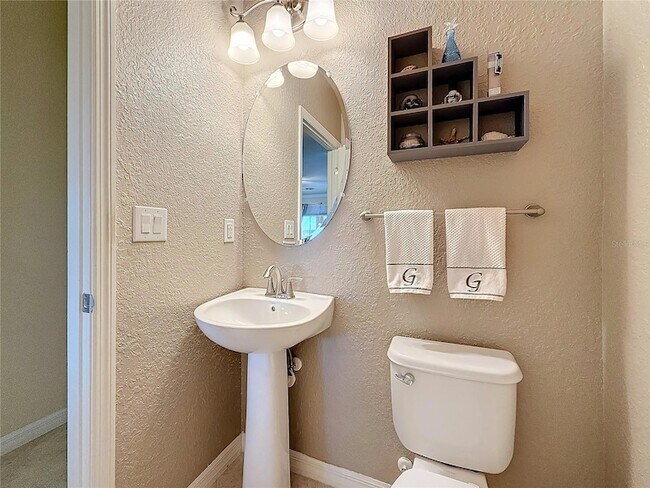 Building Photo - 6467 Willowshire Way