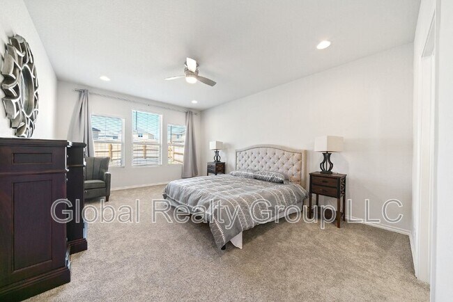 Building Photo - 6735 Shiraz Wy