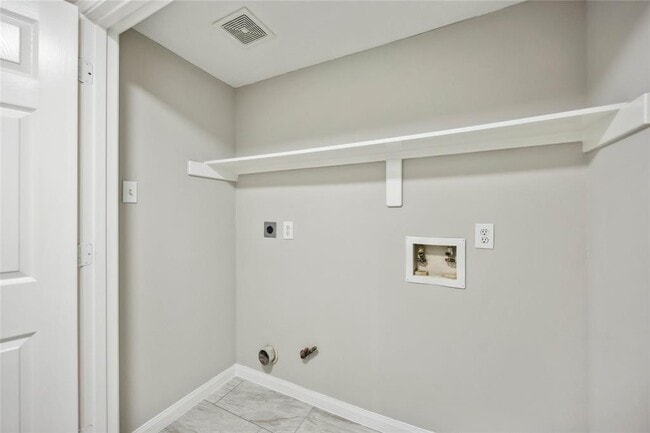 Building Photo - 14611 Wynbourn Way