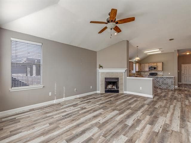 Building Photo - 2109 Hanakoa Falls Dr