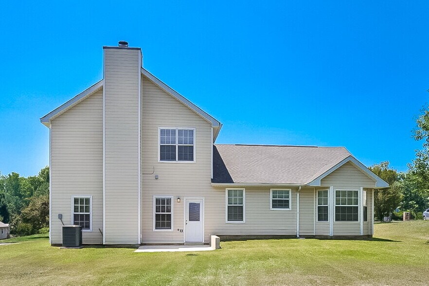 Building Photo - 6926 Silver Grass Ct