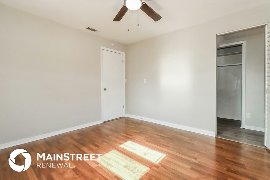 Building Photo - 7071 64th Way N