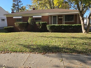 Building Photo - 17629 Prospect St