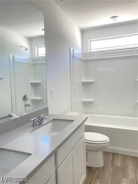 Building Photo - 5749 Avondale Rise Wy