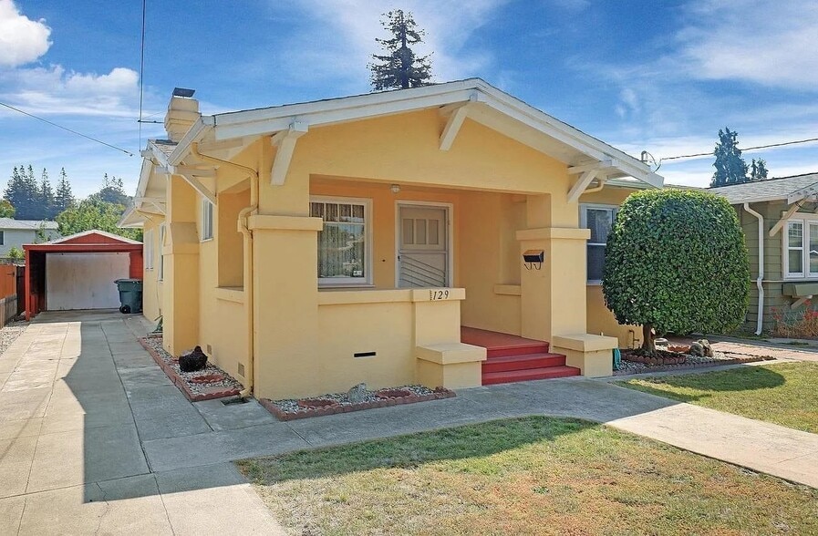 Building Photo - 129 Oakes Blvd
