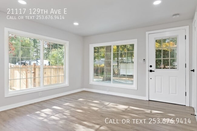 Building Photo - 21117 129th Ave E