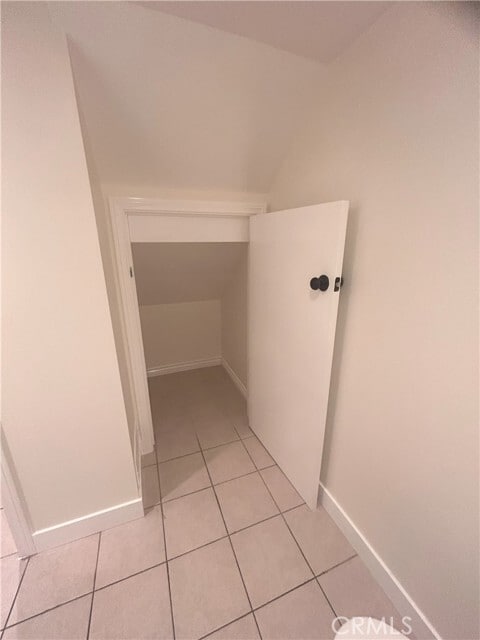 Building Photo - 2641 Santa Ana Ave