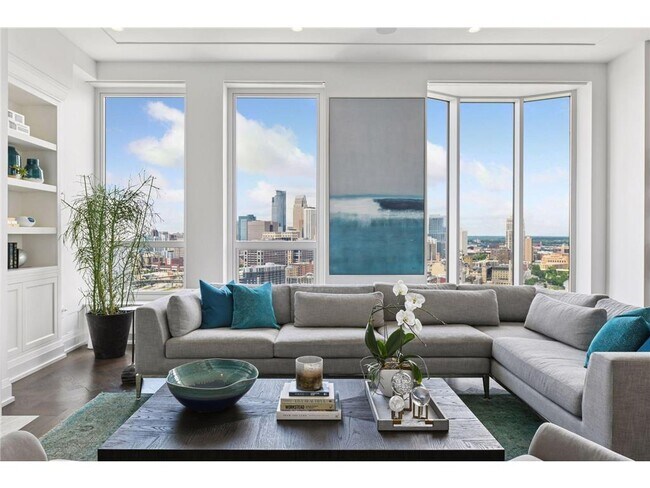 Building Photo - 1111 W River Pkwy