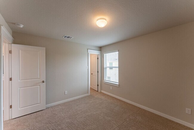 Building Photo - 2246 Rocoso Trl